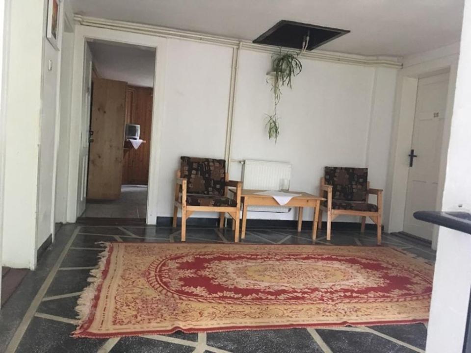 Manyi Villa BaileTusnad Buitenkant foto