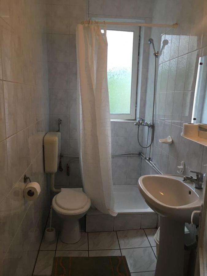 Manyi Villa BaileTusnad Buitenkant foto